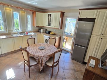 1420-villa-for-sale-in-vinuela-51694-large