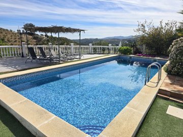 1423-villa-for-sale-in-benamargosa-51891-larg