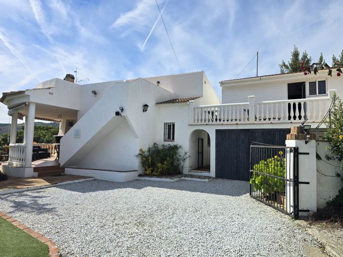 Image No.48-4 Bed Villa for sale