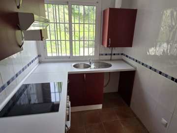 1425-village-house-for-sale-in-alcaucin-52609