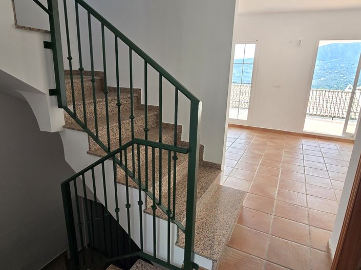 Image No.17-3 Bed Village House for sale