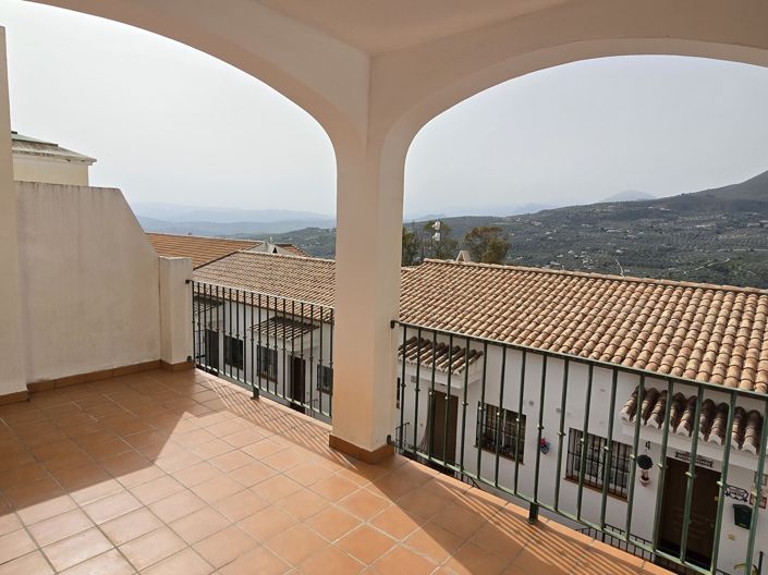 Image No.15-3 Bed Village House for sale