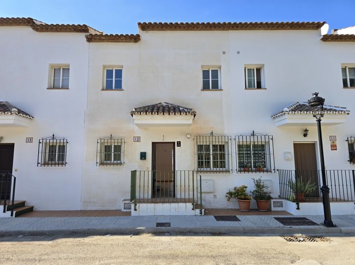 Image No.28-3 Bed Village House for sale