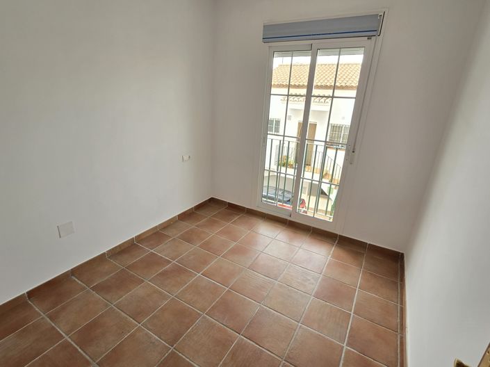 Image No.24-3 Bed Village House for sale