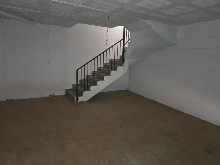 Image No.27-3 Bed Village House for sale