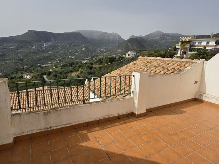 Image No.5-3 Bed Village House for sale