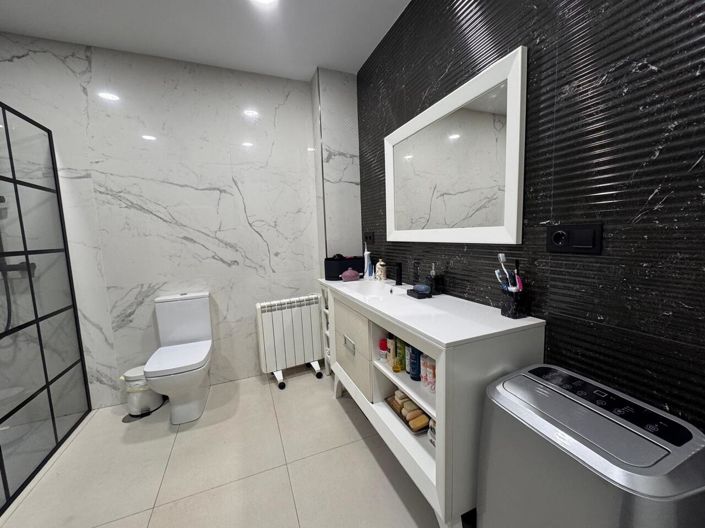 Image No.19-4 Bed Villa for sale