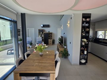 1427-villa-for-sale-in-vinuela-52433-large