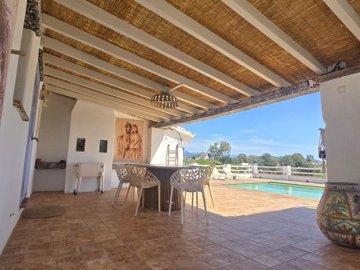 1426-villa-for-sale-in-velez-malaga-52170-lar