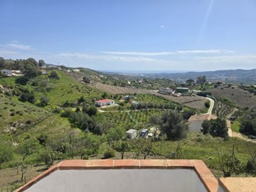 1426-villa-for-sale-in-velez-malaga-52157-lar