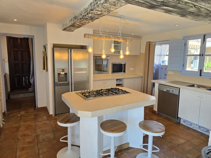 Image No.21-4 Bed Villa for sale