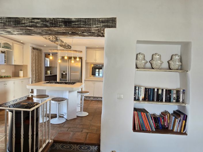 Image No.24-4 Bed Villa for sale