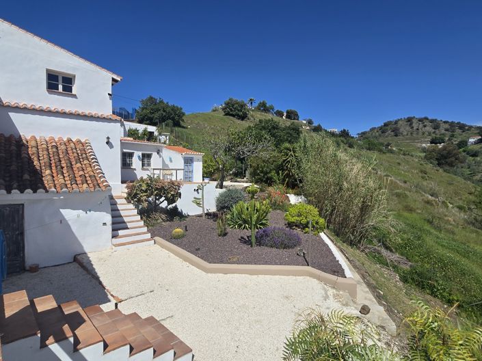 Image No.9-4 Bed Villa for sale