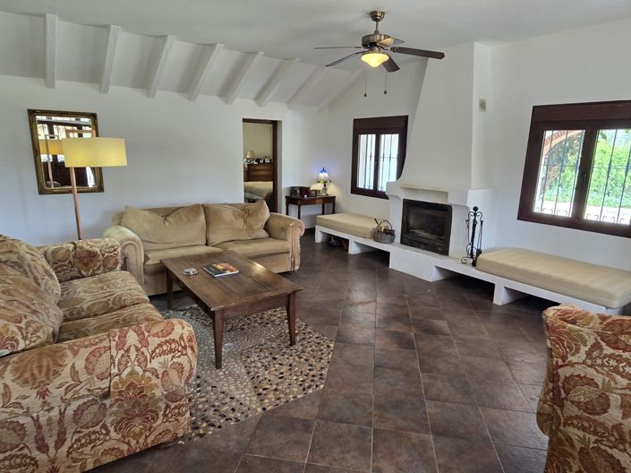 Image No.12-5 Bed Villa for sale