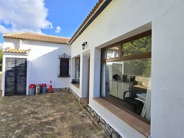 1428-villa-for-sale-in-periana-52231-large