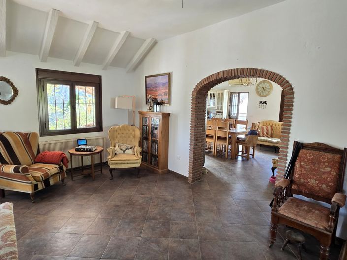 Image No.19-5 Bed Villa for sale