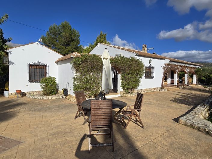 Image No.30-5 Bed Villa for sale