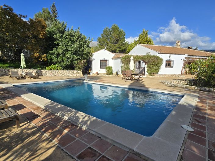 Image No.32-5 Bed Villa for sale