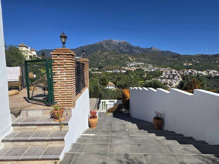 Image No.27-3 Bed Villa for sale