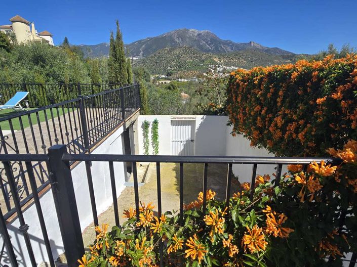 Image No.30-3 Bed Villa for sale