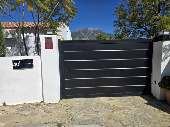 Image No.35-3 Bed Villa for sale