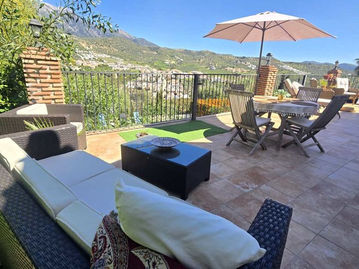 Image No.7-3 Bed Villa for sale