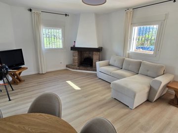 1431-villa-for-sale-in-alcaucin-52395-large