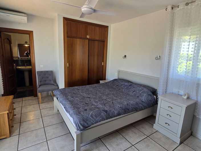 Image No.15-3 Bed Villa for sale