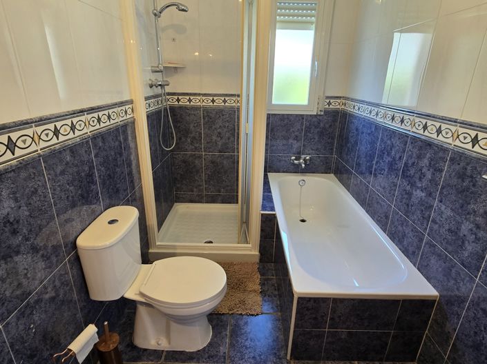 Image No.18-3 Bed Villa for sale