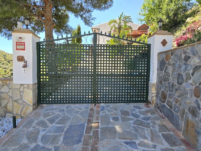 Image No.35-4 Bed Villa for sale