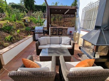 1198-villa-for-sale-in-puente-don-manuel-3805