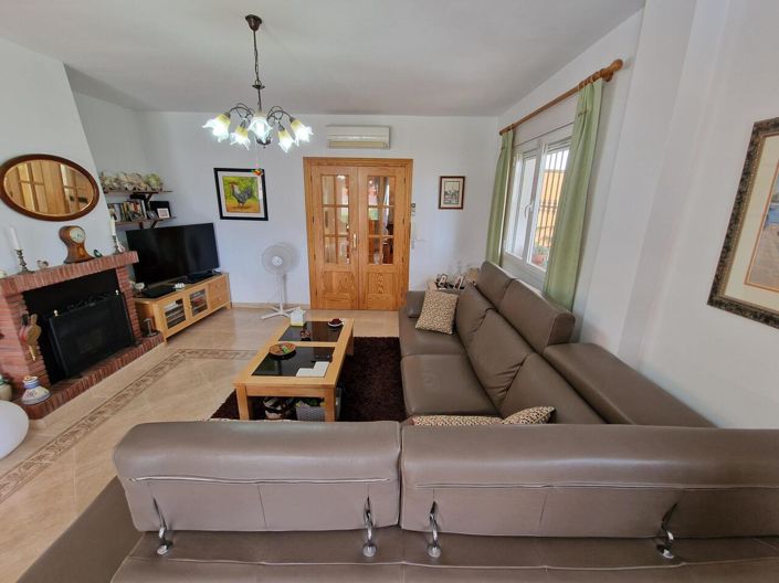 Image No.17-3 Bed Villa for sale