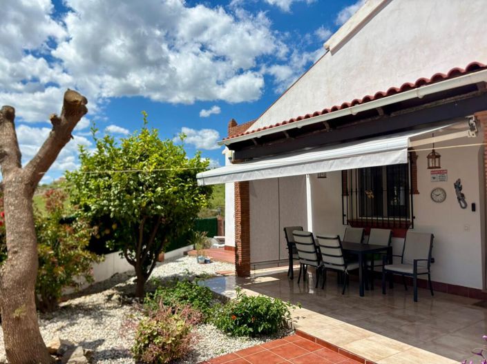 Image No.3-3 Bed Villa for sale