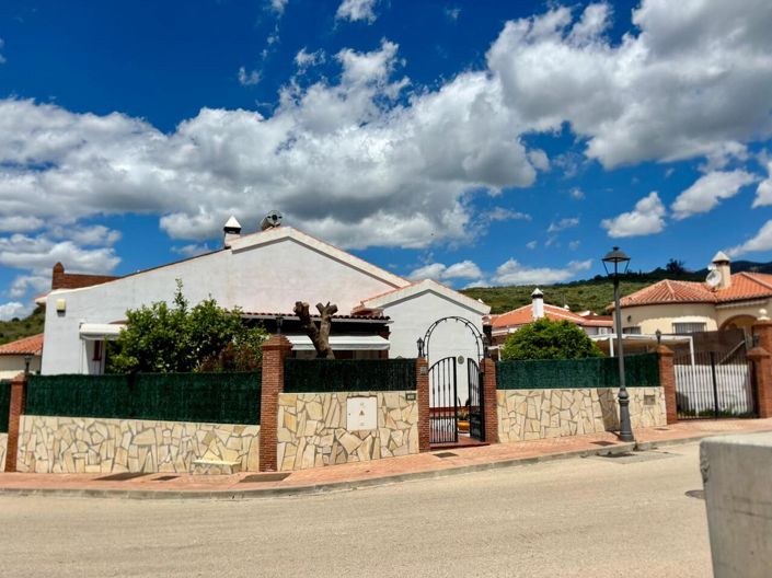 Image No.23-3 Bed Villa for sale