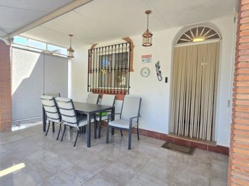 1205-villa-for-sale-in-venta-baja-53034-large