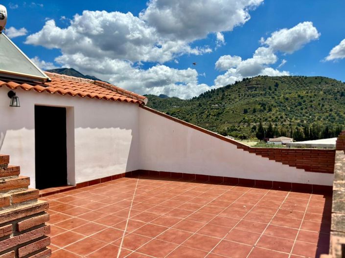 Image No.7-3 Bed Villa for sale