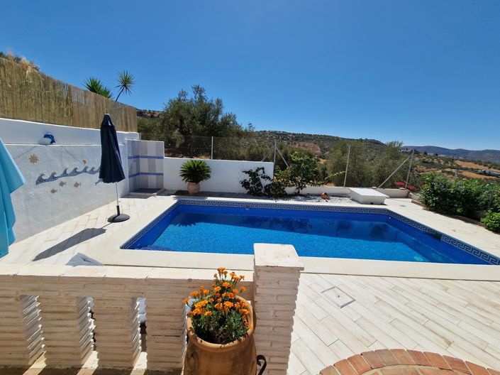 Image No.3-4 Bed Villa for sale