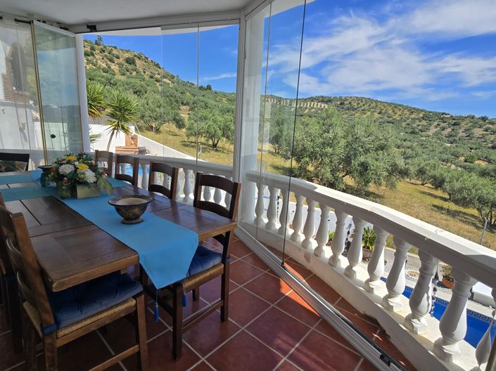Image No.5-4 Bed Villa for sale