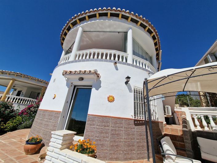 Image No.5-4 Bed Villa for sale
