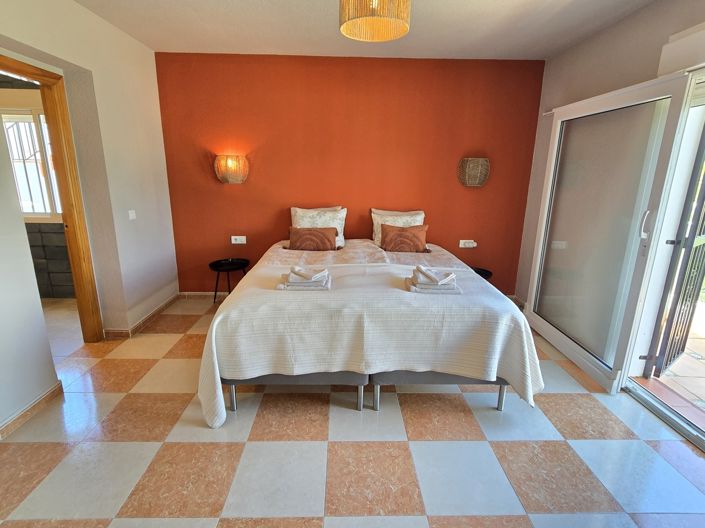 Image No.28-4 Bed Villa for sale