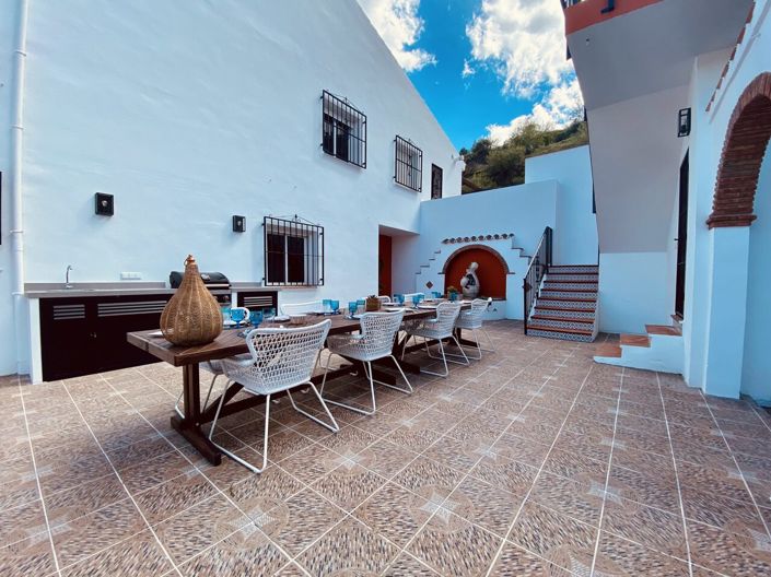 Image No.29-4 Bed Villa for sale