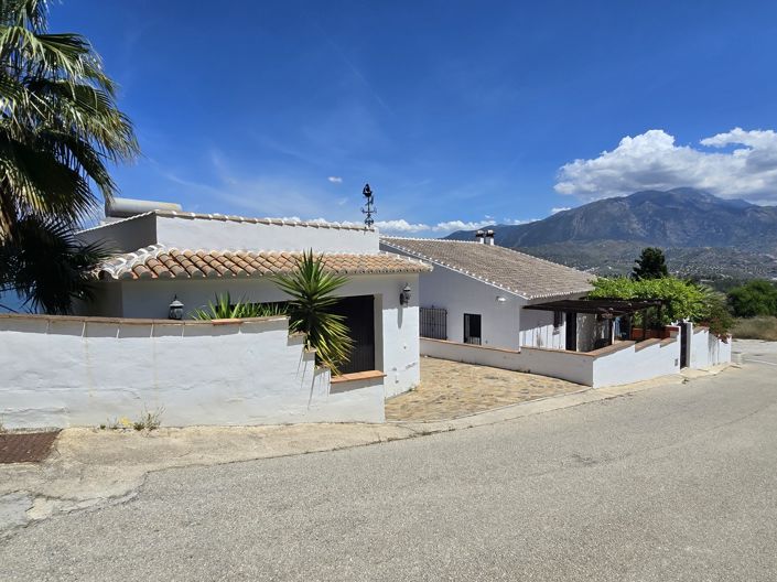 Image No.41-4 Bed Villa for sale