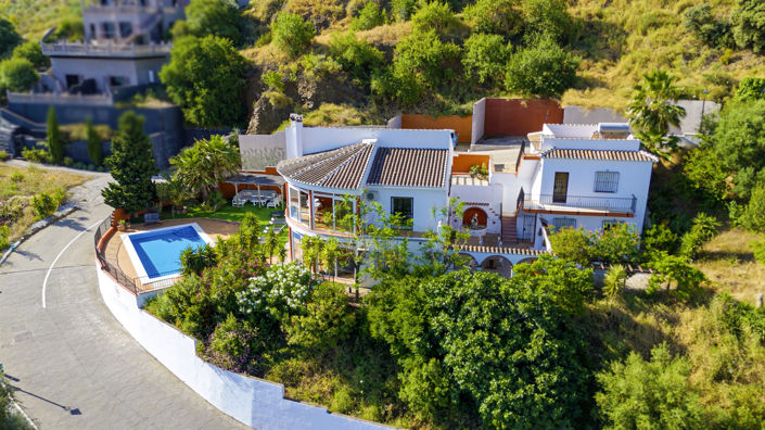 Image No.48-4 Bed Villa for sale