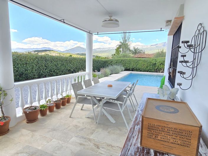 Image No.5-5 Bed Villa for sale