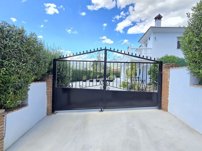 Image No.48-5 Bed Villa for sale