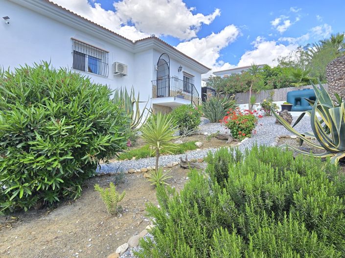 Image No.11-5 Bed Villa for sale