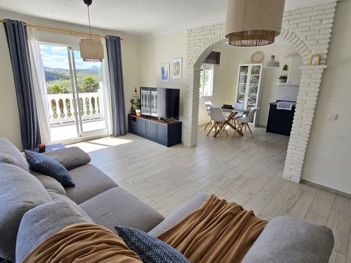 Image No.20-5 Bed Villa for sale