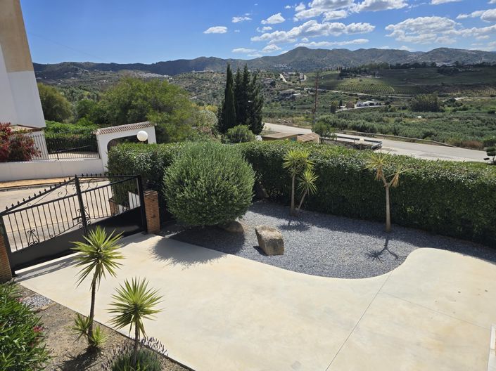 Image No.47-5 Bed Villa for sale