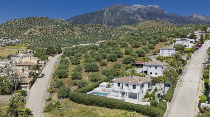 Image No.6-5 Bed Villa for sale