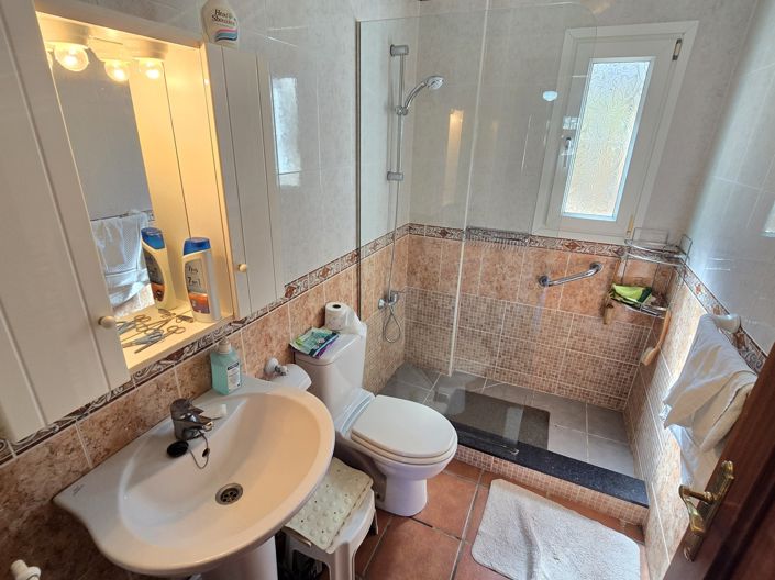 Image No.24-2 Bed Villa for sale